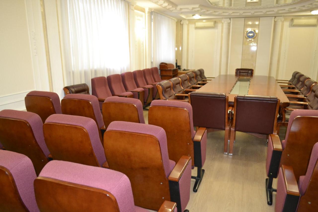 Dnipro Hotel Cherkasy Luaran gambar