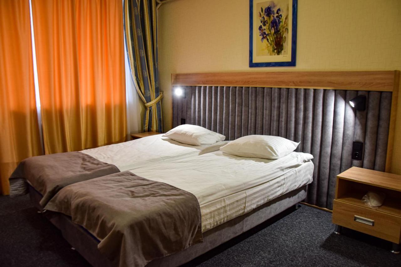 Dnipro Hotel Cherkasy Luaran gambar