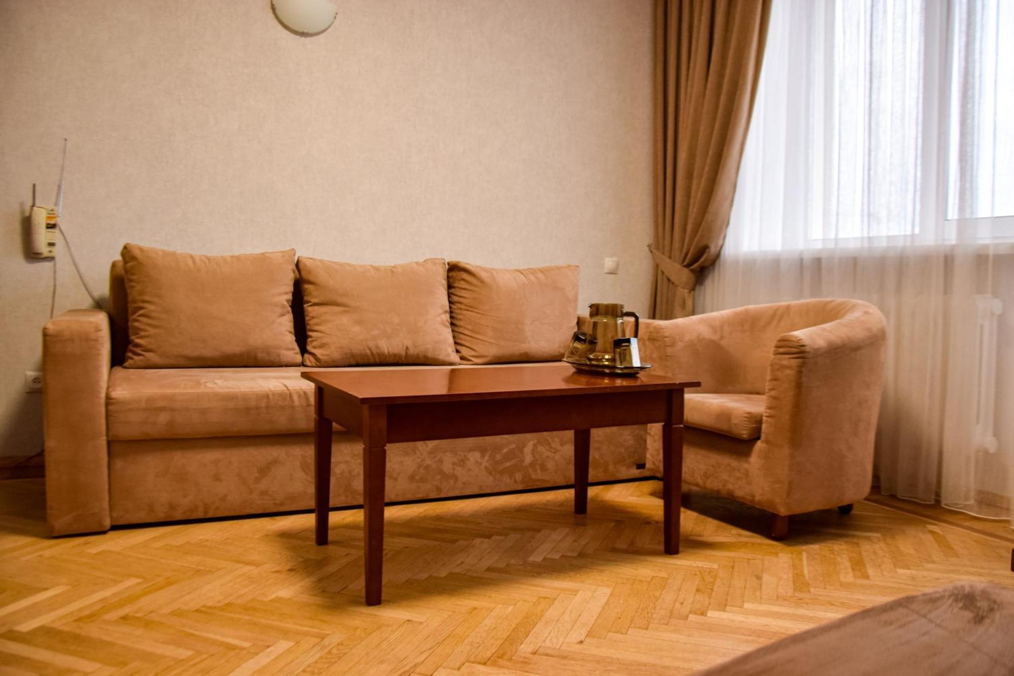 Dnipro Hotel Cherkasy Luaran gambar